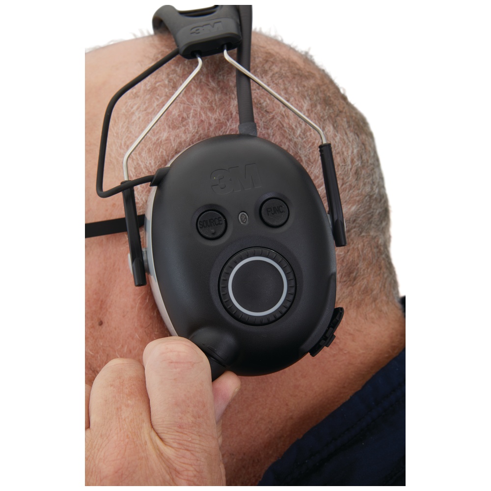 3M™ WorkTunes™ Connect + AM/FM Wireless Hearing Protector with Bluetooth® Technology, NRR 24