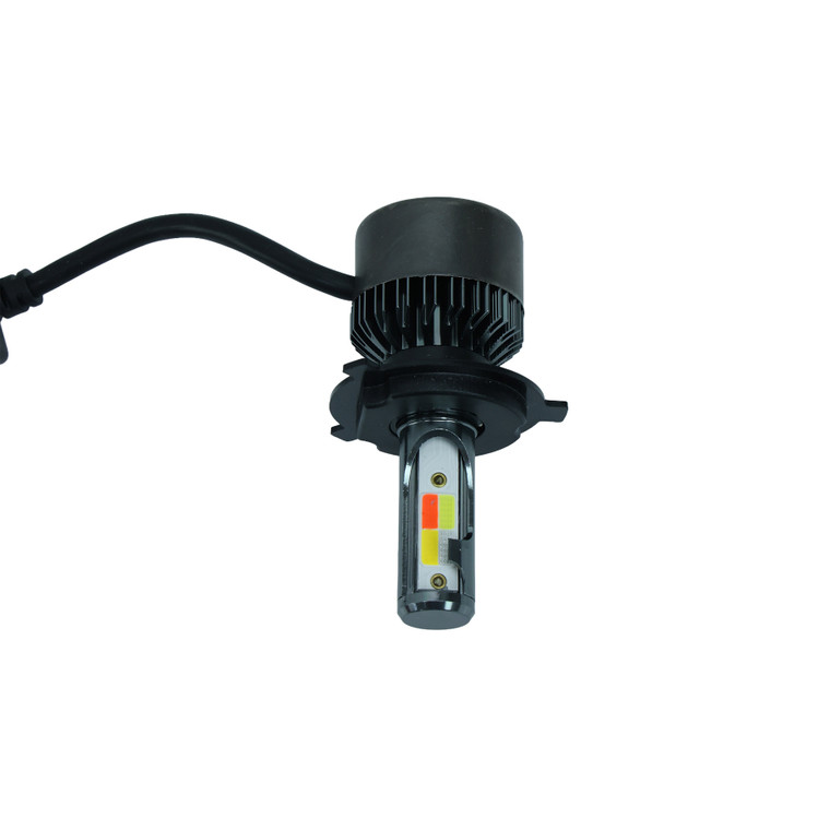 FOCO FARO DEL LED MULTICOLOR C/ESTROBO SET 12V 24W 2400L