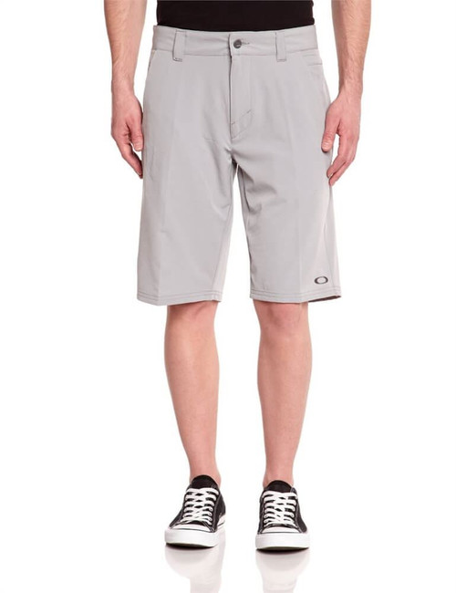 Oakley men's control sales golf shorts