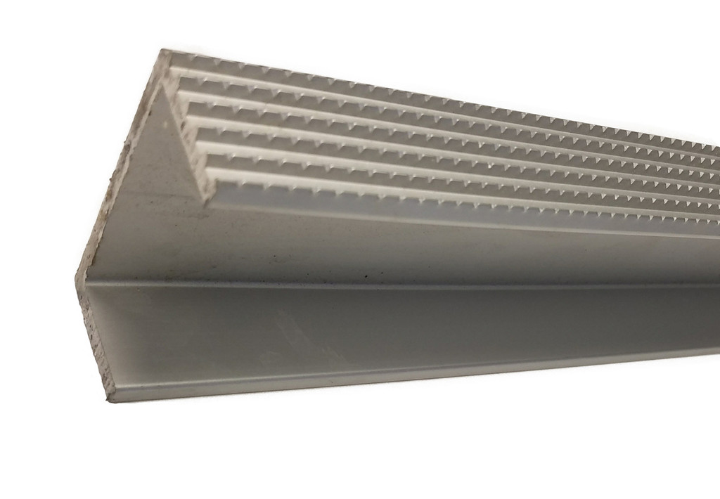 #555641 Rub Rail W/ Slip Resistant Top - Per Foot