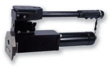 ONE PERSON 13LB. HYDRAULIC FORCIBLE ENTRY TOOL W/ 6" MAX THRUST OPENING @ 10,000LBS. OF FORCE. INCLUDES CARRYING CASE AND RUBBER MALLET