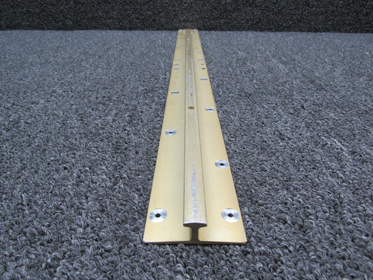 MC05112434 Cessna 172N McFarlane Seat Rail LH / RH Inboard