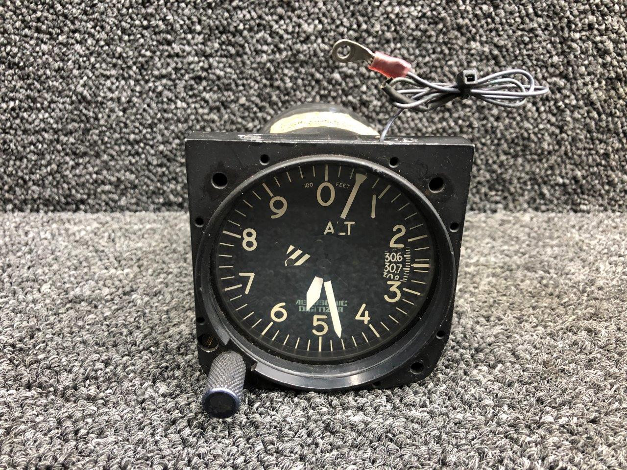101627117961 Aerosonic Altimeter Indicator, Lighted