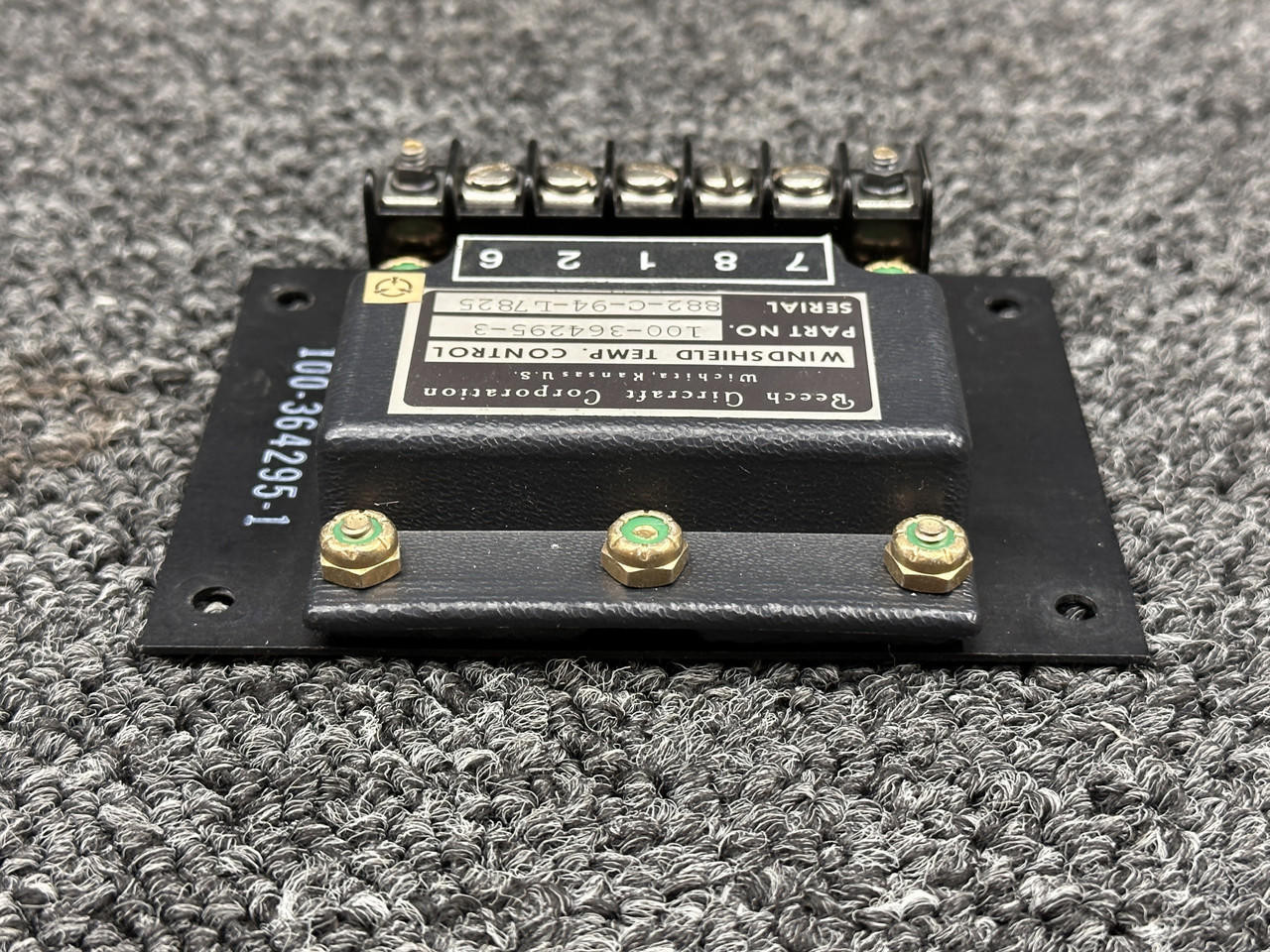 100-364295-3 (Alt: 100-364295-1) Beechcraft B-60 Windshield Temperature ...