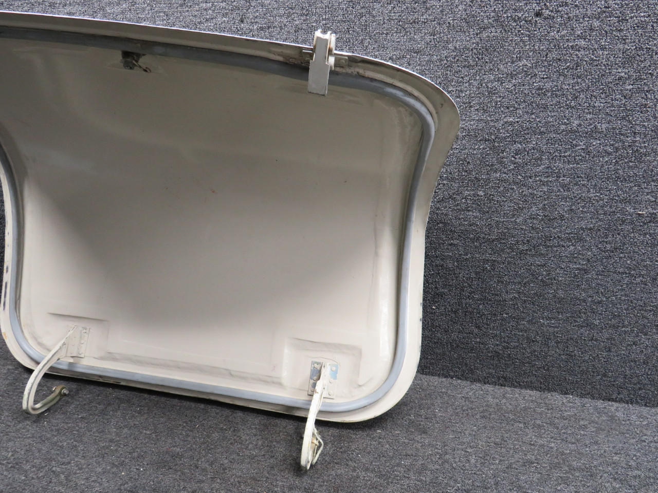 5513066-2 Cessna 500 Citation Nose Baggage Door Assembly Right Hand