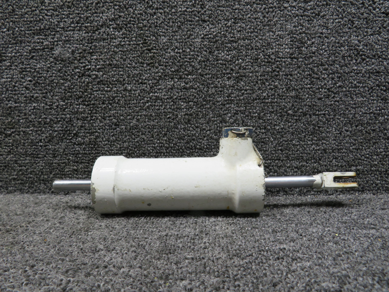 0842400-1 Cessna 310J Shimmy Dampener For Sale