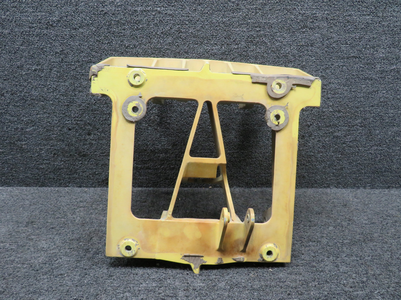 206-001-565-101 Bell Support For Sale