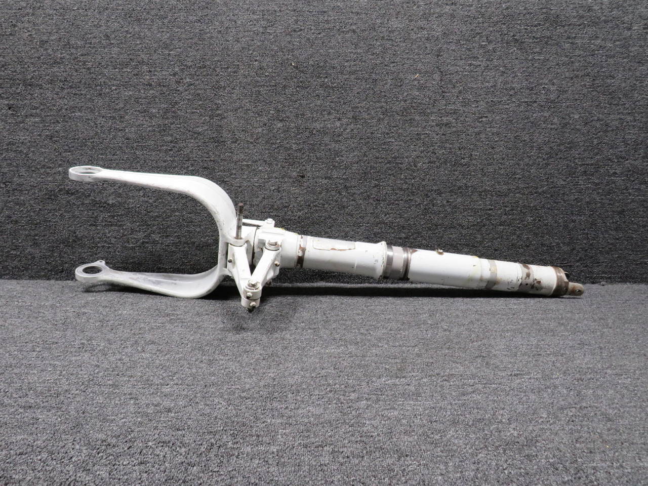 5042000-228 Cessna 310Q Nose Gear Shock Strut Assembly For Sale