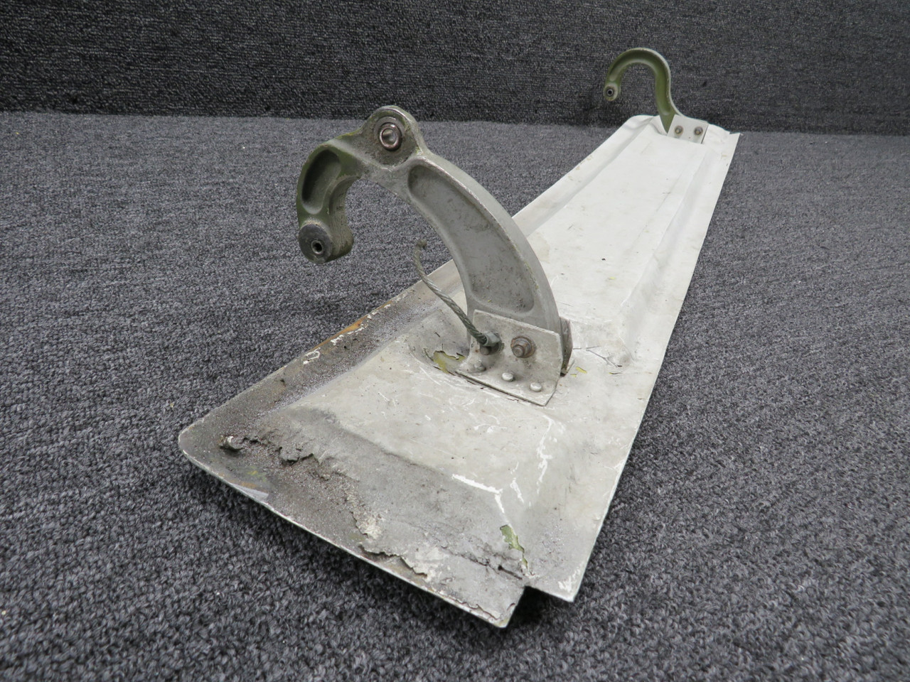 5513071-1 Use Part Number 5513071-29 Cessna Citation 550 Landing