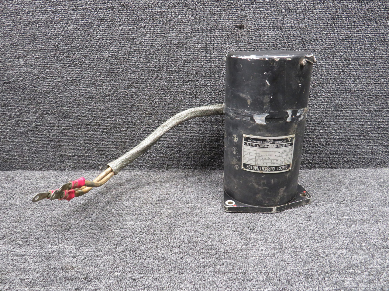 AM-20 (Alt: 016A-988300-1) Mitsubishi Direct Current Motor (26Volts)