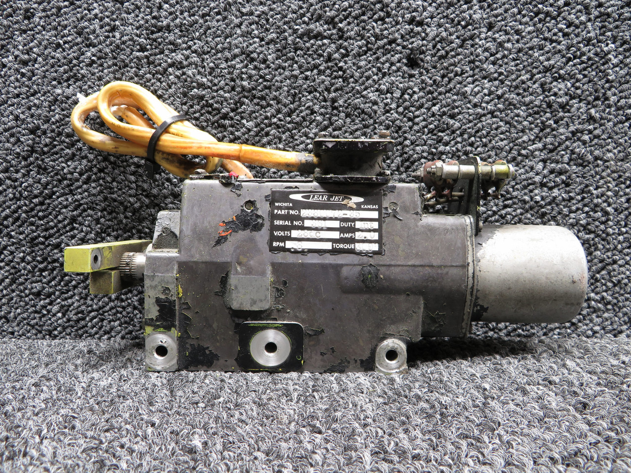 リーディ　フューリーモーター　8T 2380072-35 Learjet Rudder Trim Motor 28 Voltage