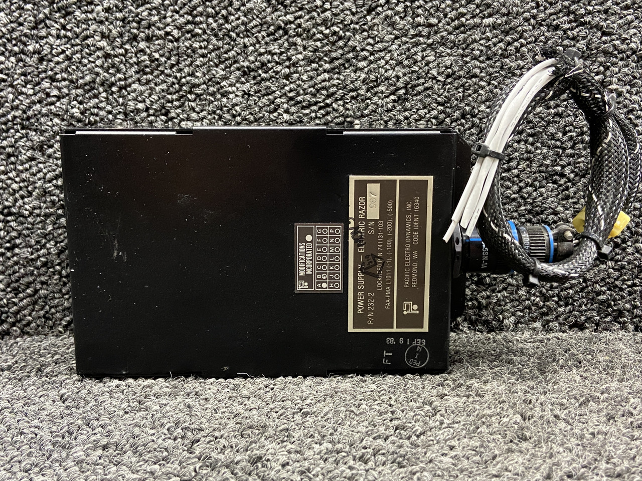 232-2 (Alt PN: 741131-103) Pacific Electro Dynamics Electric Razor