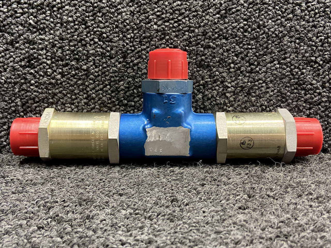 CV08-4, 5416029-13 Circle Seal Fuel Check Valve w T-Fitting