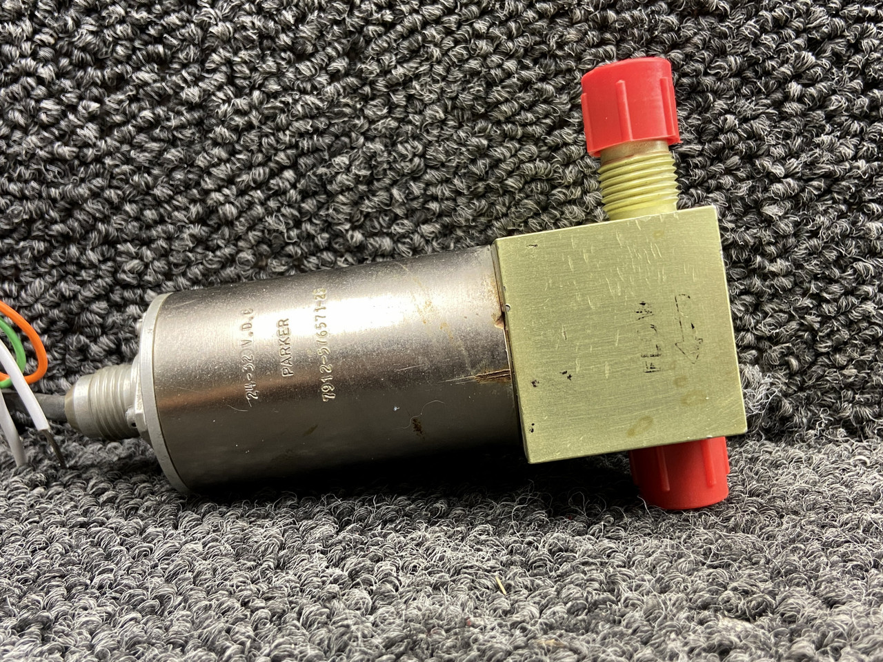 7912-576571-23 (Alt: 2780613-101) Parker Aft Fuel Solenoid Valve
