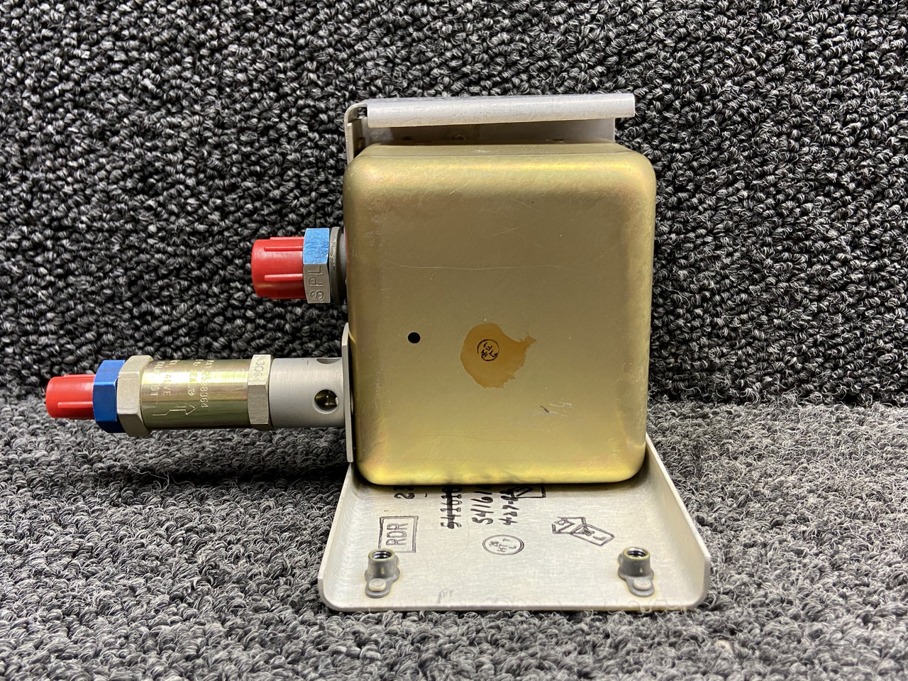92003,3H889 (Alt: 2780610-102) Parker Aft Fuel Tank Pilot Valve w Check Valve