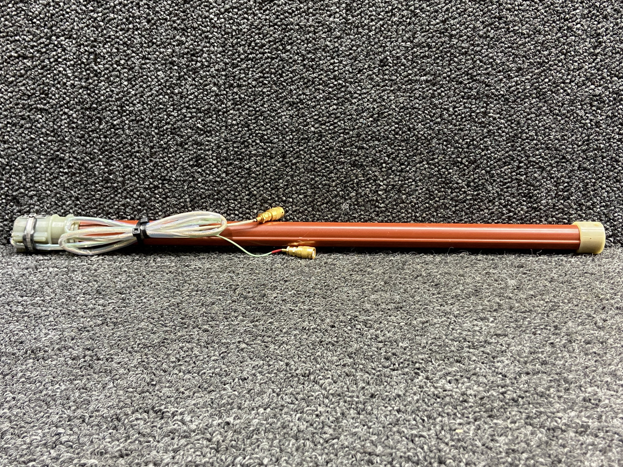 FG220A-283 (Alt: 5516200-1-601) Honeywell Aft Fuselage Fuel Quantity Transmitter