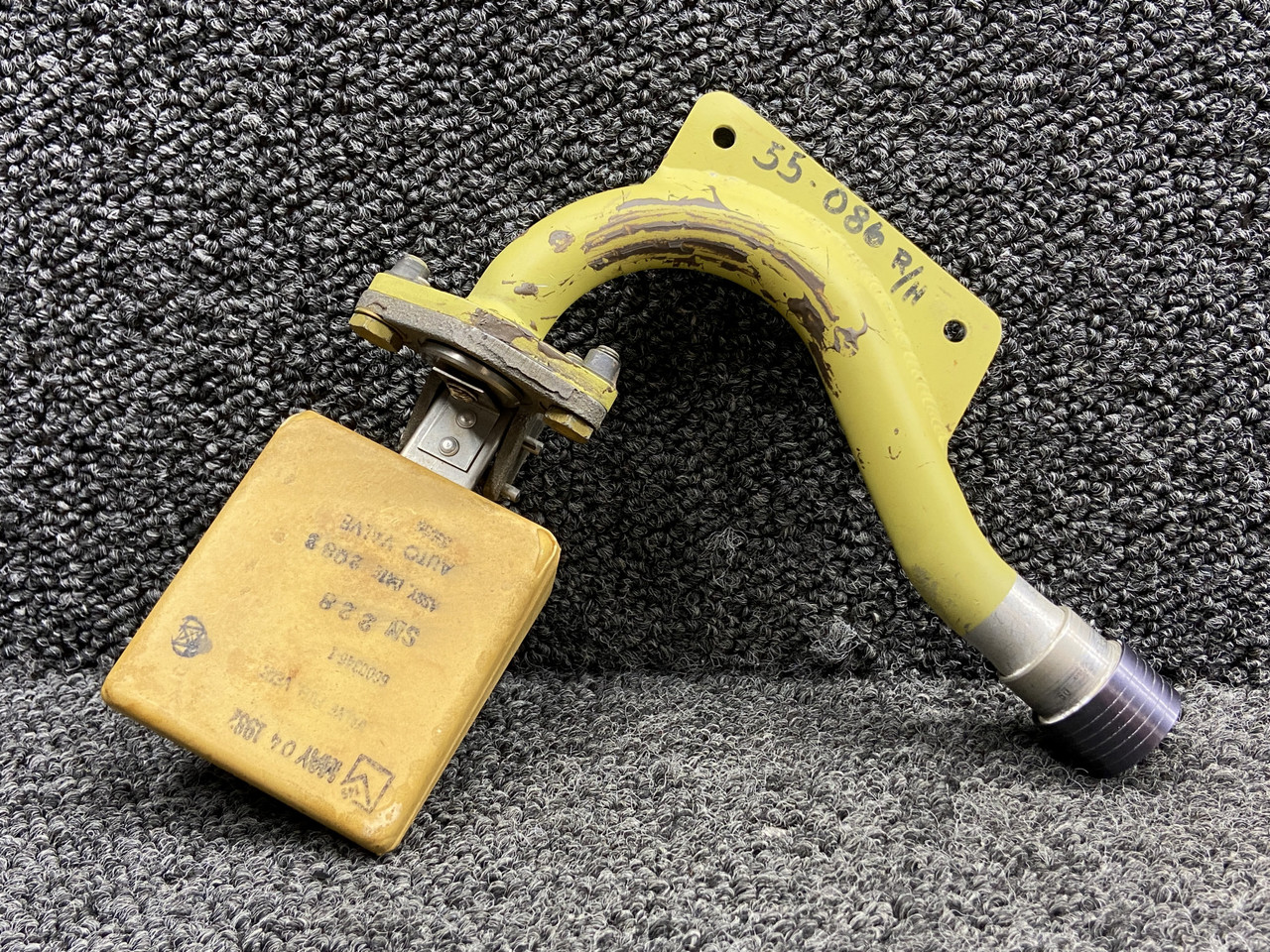 2826030-14, 6600346-2 Lear Jet 55 Tank Fuel Vent Tube Assy RH w Float