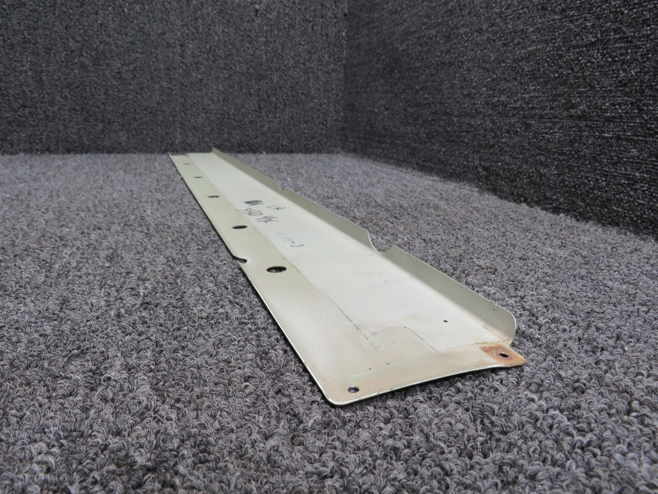 0520016-3 Cessna 172S Wing Root Fairing LH For Sale