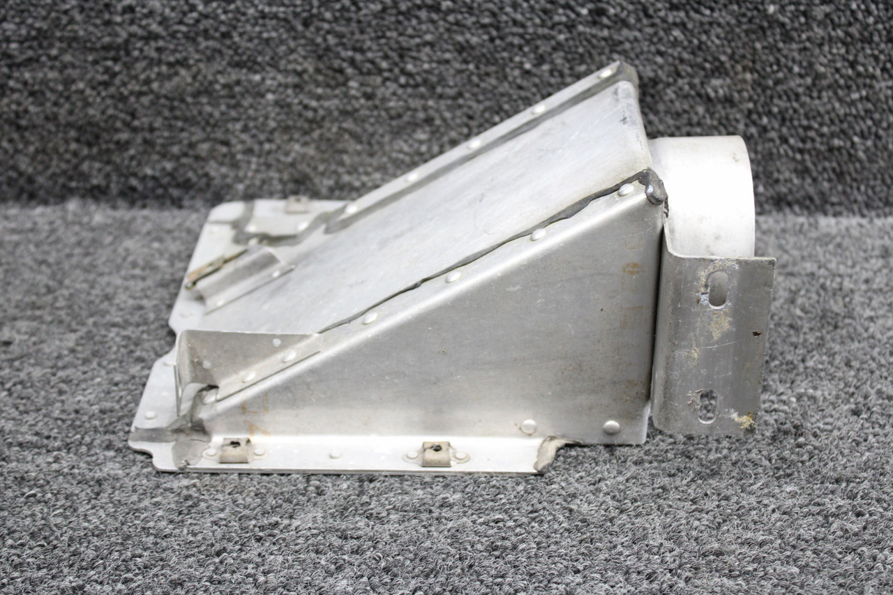 2250035-1 Cessna TR182 Induction Airbox Unit