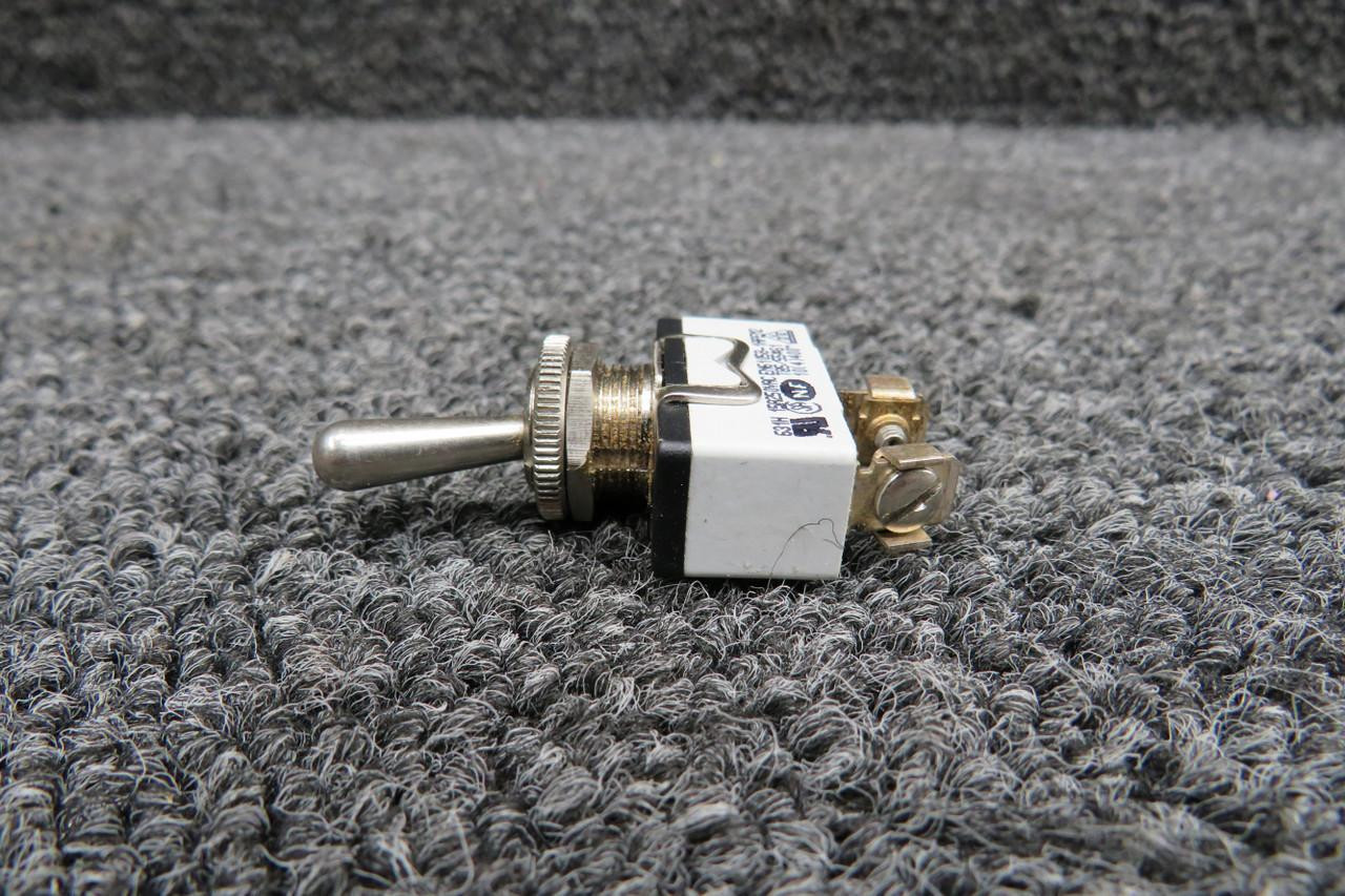 EN61058-1APEM2 Pipistrel Alpha Trainer Toggle Switch (Volts: 250