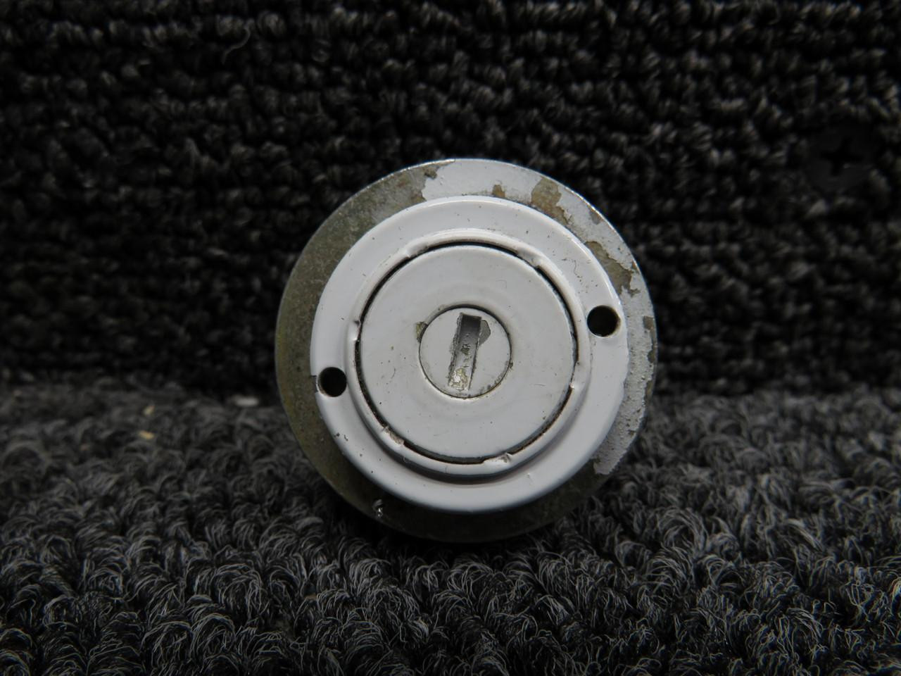 710C4X Beechcraft B58 Fuel Drain Valve Assembly For Sale