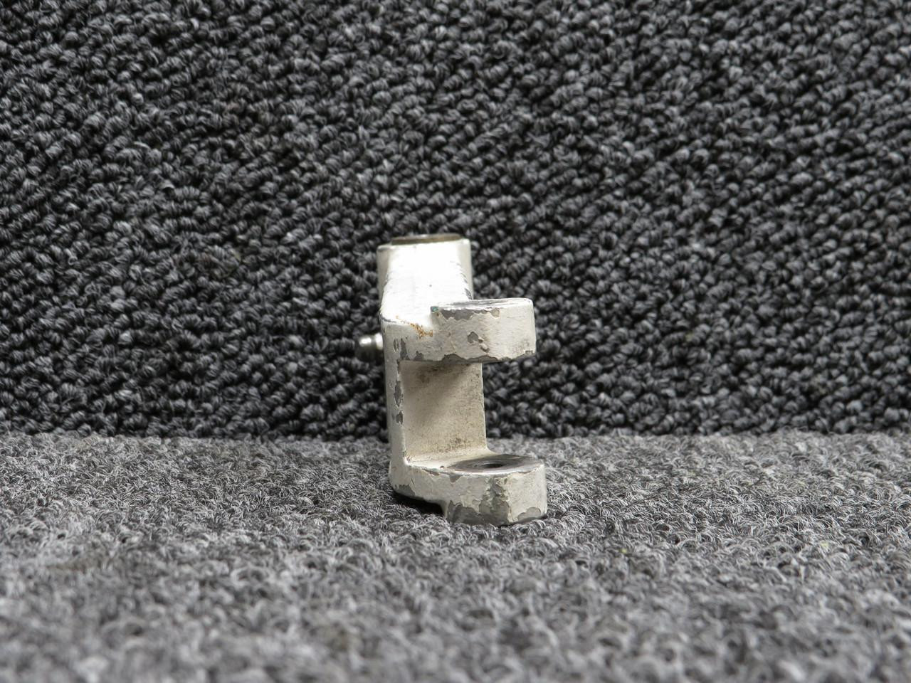 0442506-2 (Casting: 02442505-2B) Cessna TR182 Lower Nose Gear