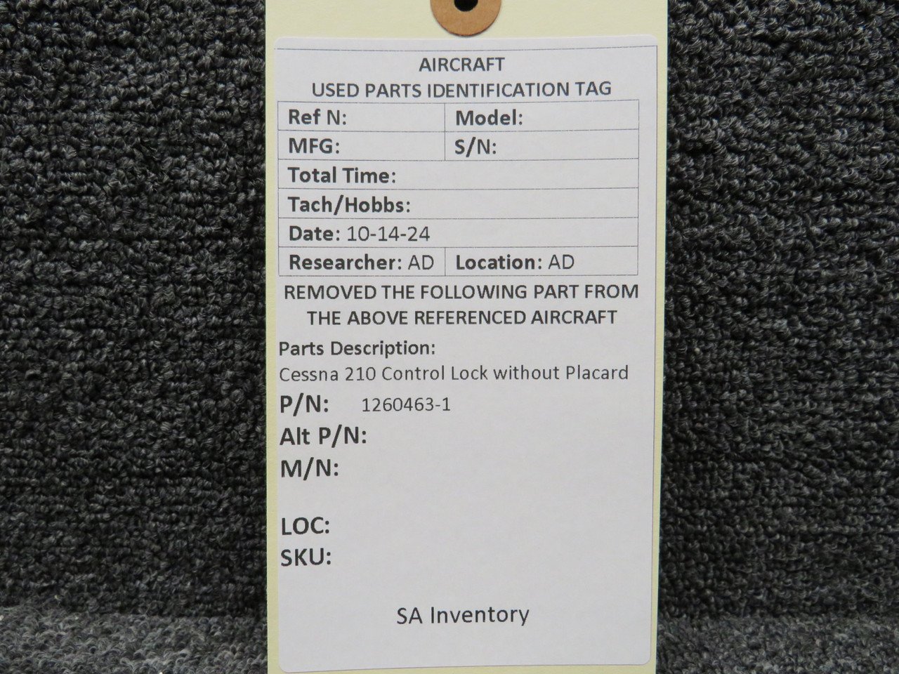 1260463-1 Cessna 210 Control Lock no Placard