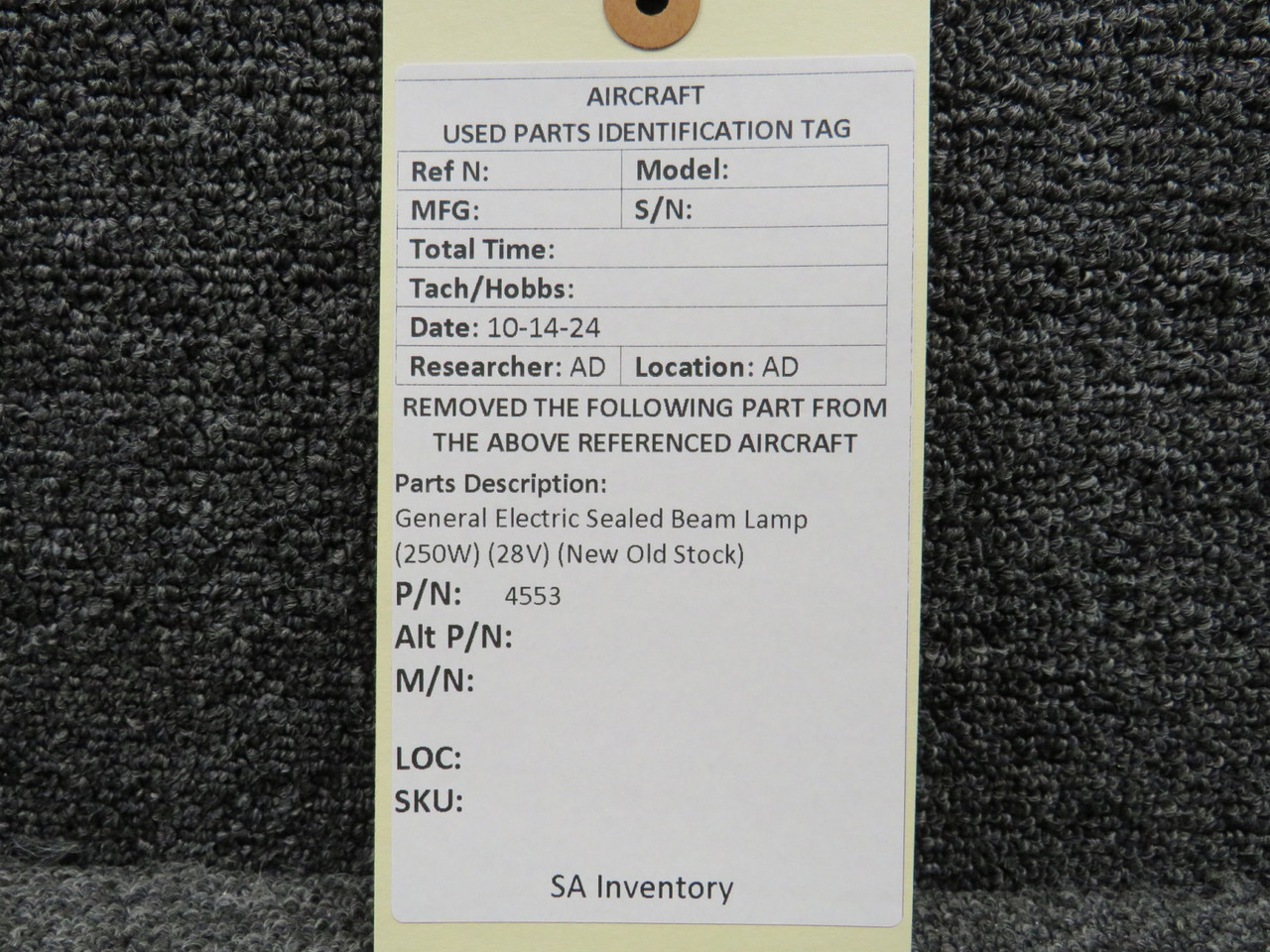 4553 General Electric Sealed Beam Lamp New Old Stock 28 Volts and