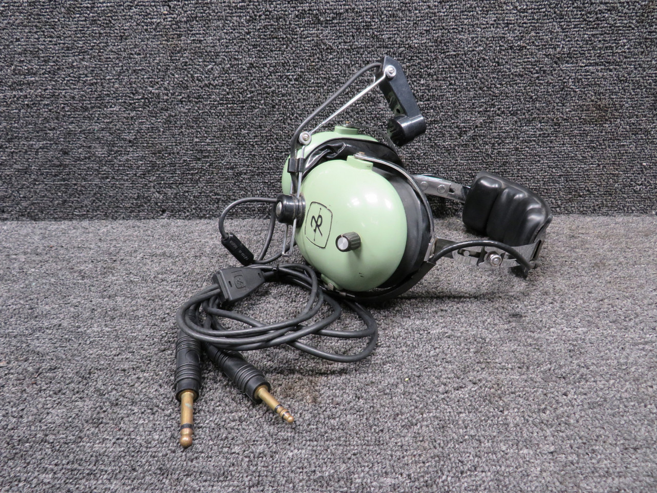 航空用ヘッドセット　David Clark【USED】 Amazon.com: David Clark H10-13.4 Aviation Headset : Electronics