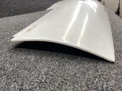 1221111-202 Cessna T210L Wing Tip RH (Minor Damage)