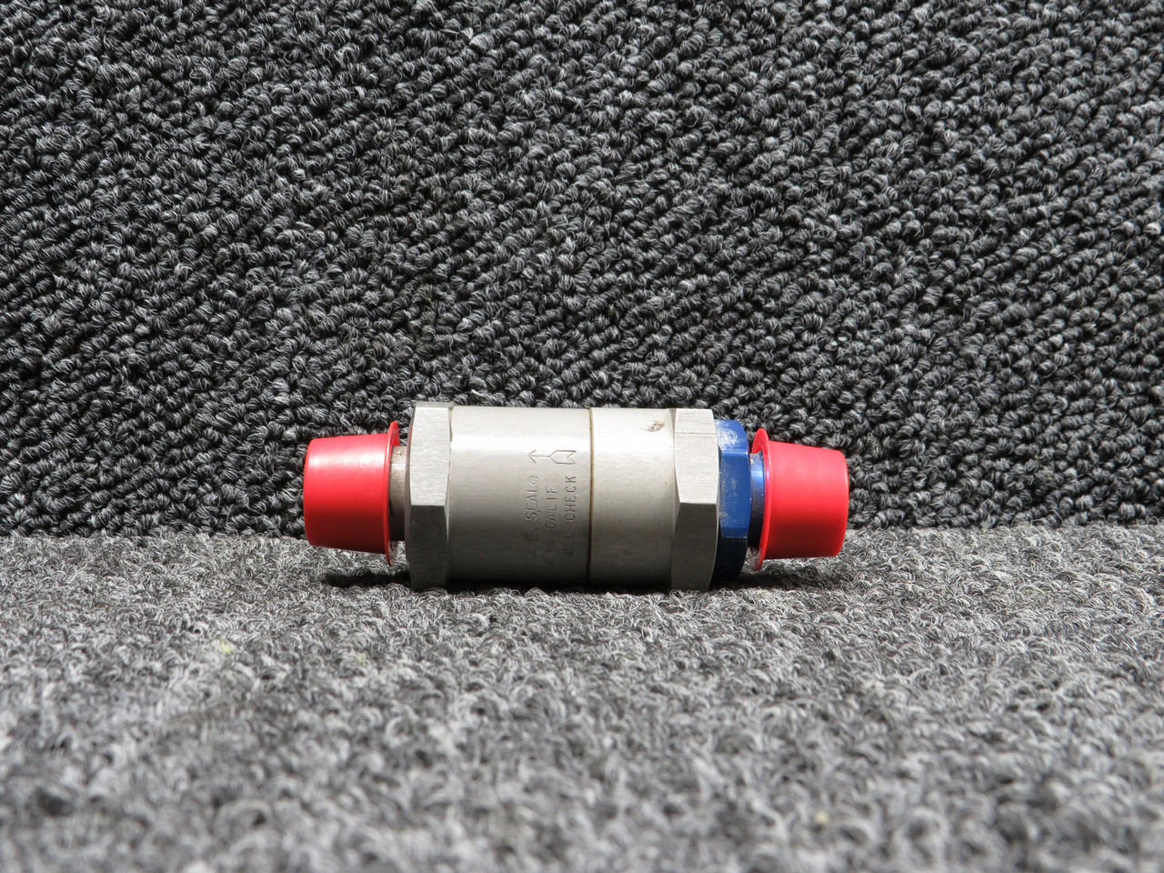 869A-8BT-28 Circle Seal Fuel Check Valve (600 PSI)
