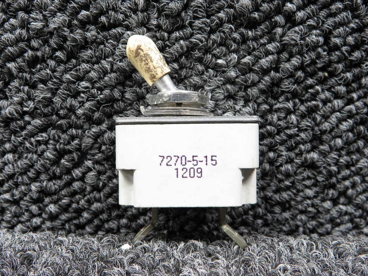 7270-5-15 Klixon Toggle Switch Assembly (Amp: 15)