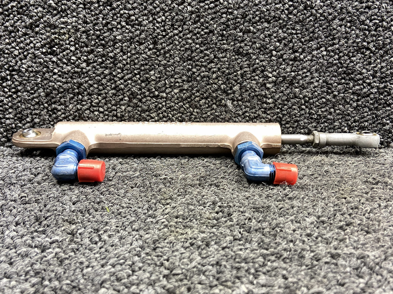 1281028-2 (Use PN: 9882007-2) Cessna T210L Nose Gear Door Actuator