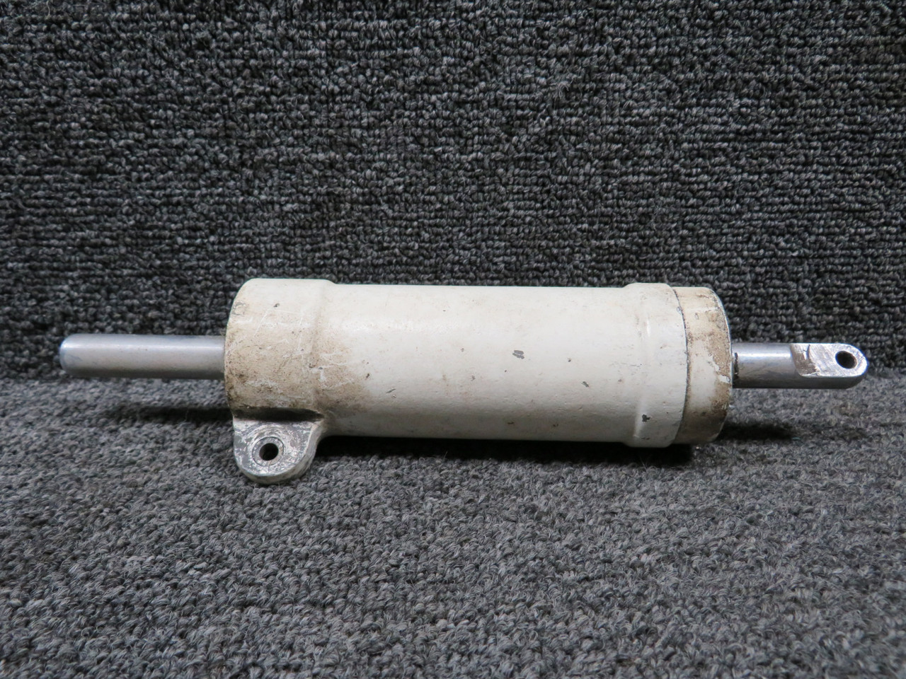 1442114-7 Cast Number 1442112-496 Cessna Shimmy Dampener