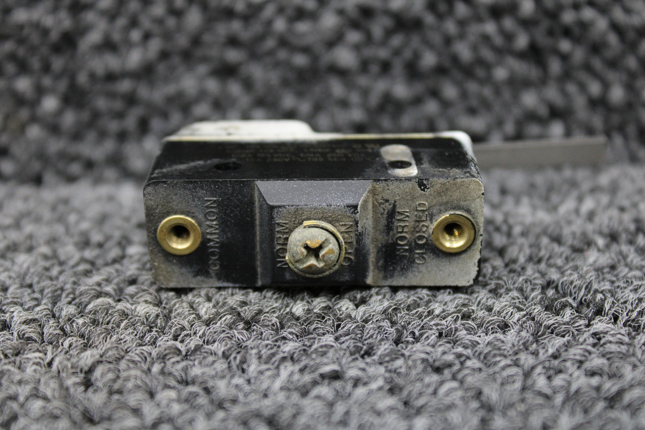 36742-015 Piper PA44-180 Main Gear Up Limit Switch Unit