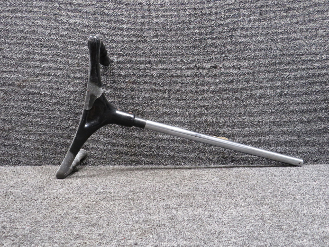 0513240-16 Cessna 150H Control Wheel Assembly (Worn) For Sale