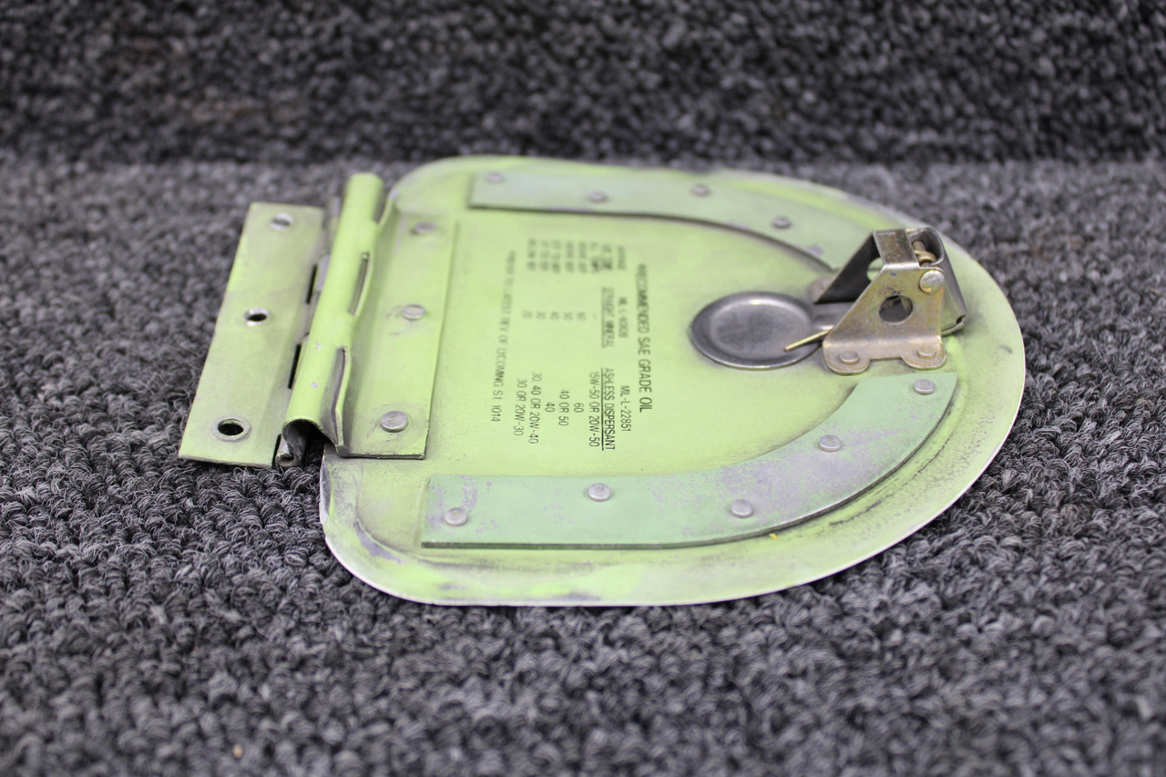 89368-002 (Use: 89368-801) Piper PA44-180 Oil Filler Access Door