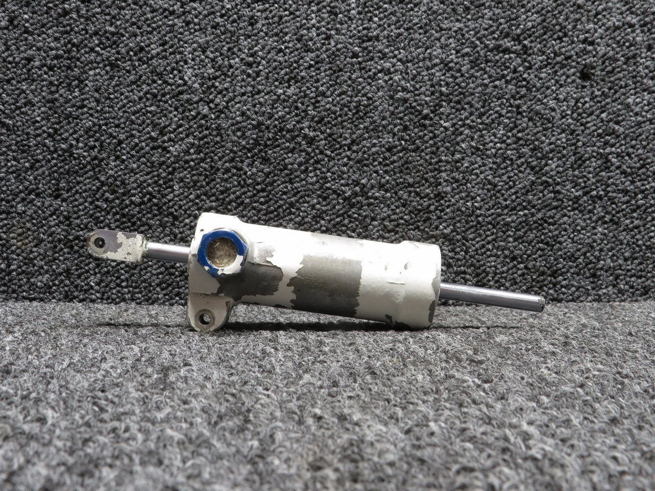 0842400-10 Use Part Number 0542119-1 Cessna C-182B Shimmy Dampener