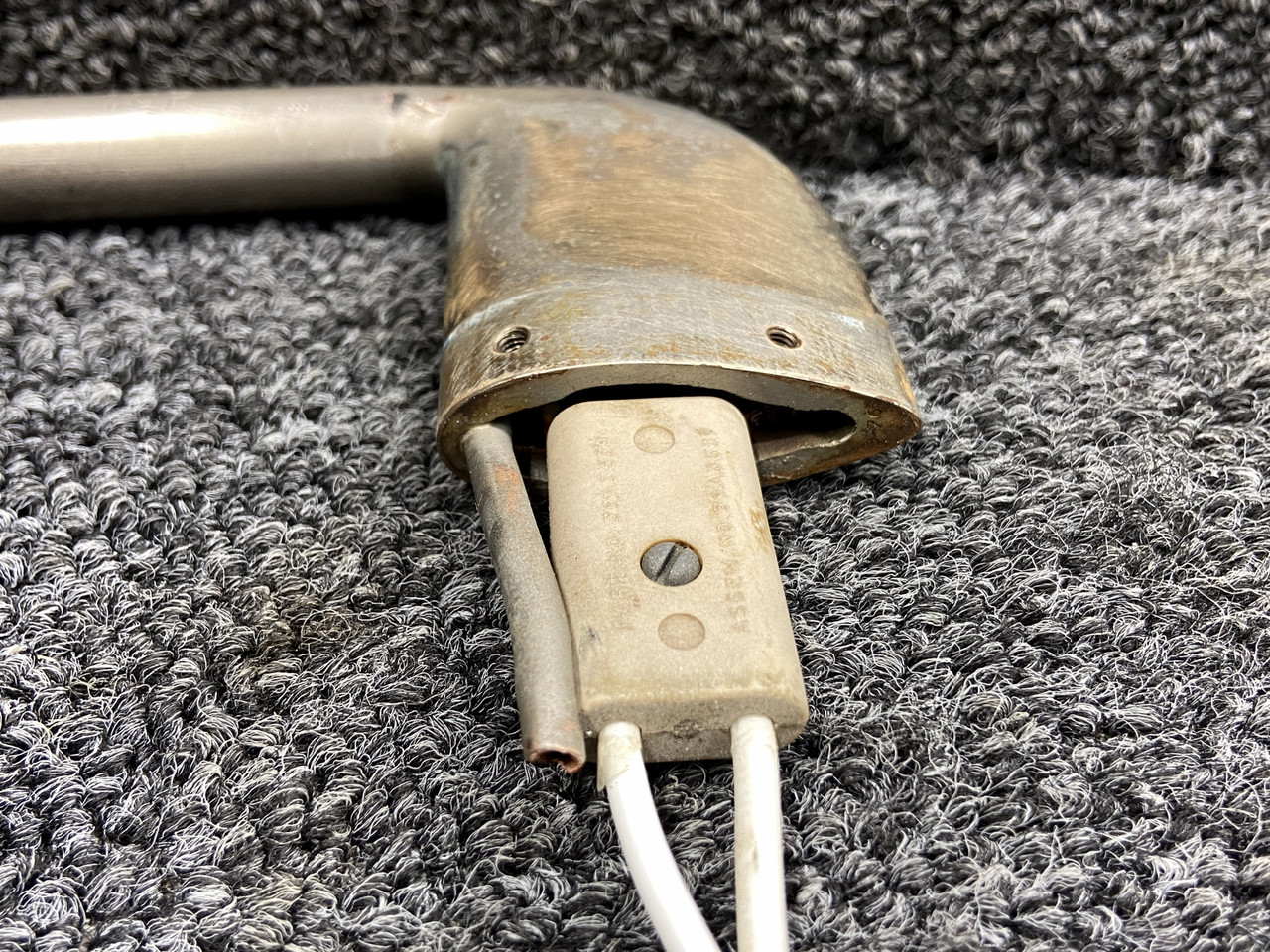 PH-506 Aero Instruments Heated Pitot Tube Right Hand 24 Volt