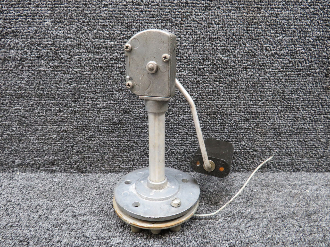 58-380001-9 Beechcraft B58 Fuel Quantity Transmitter Inboard LH with Plate