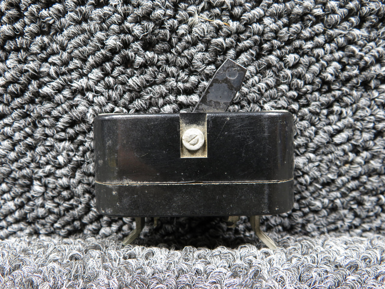C6363-1-5A Klixon Maintained Toggle Switch Assembly