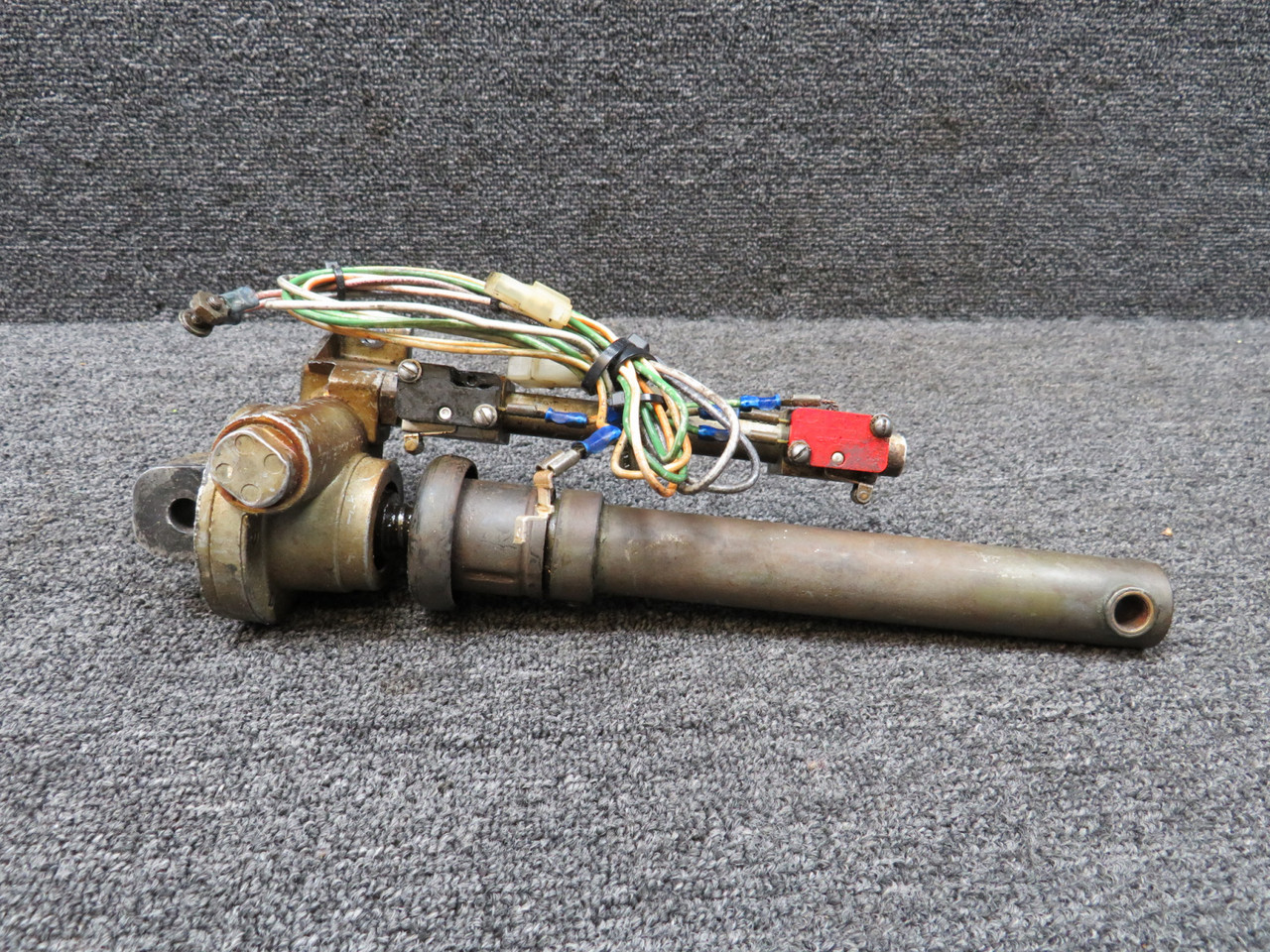 C301002-0203 Cessna Flap Actuator Minus Motor