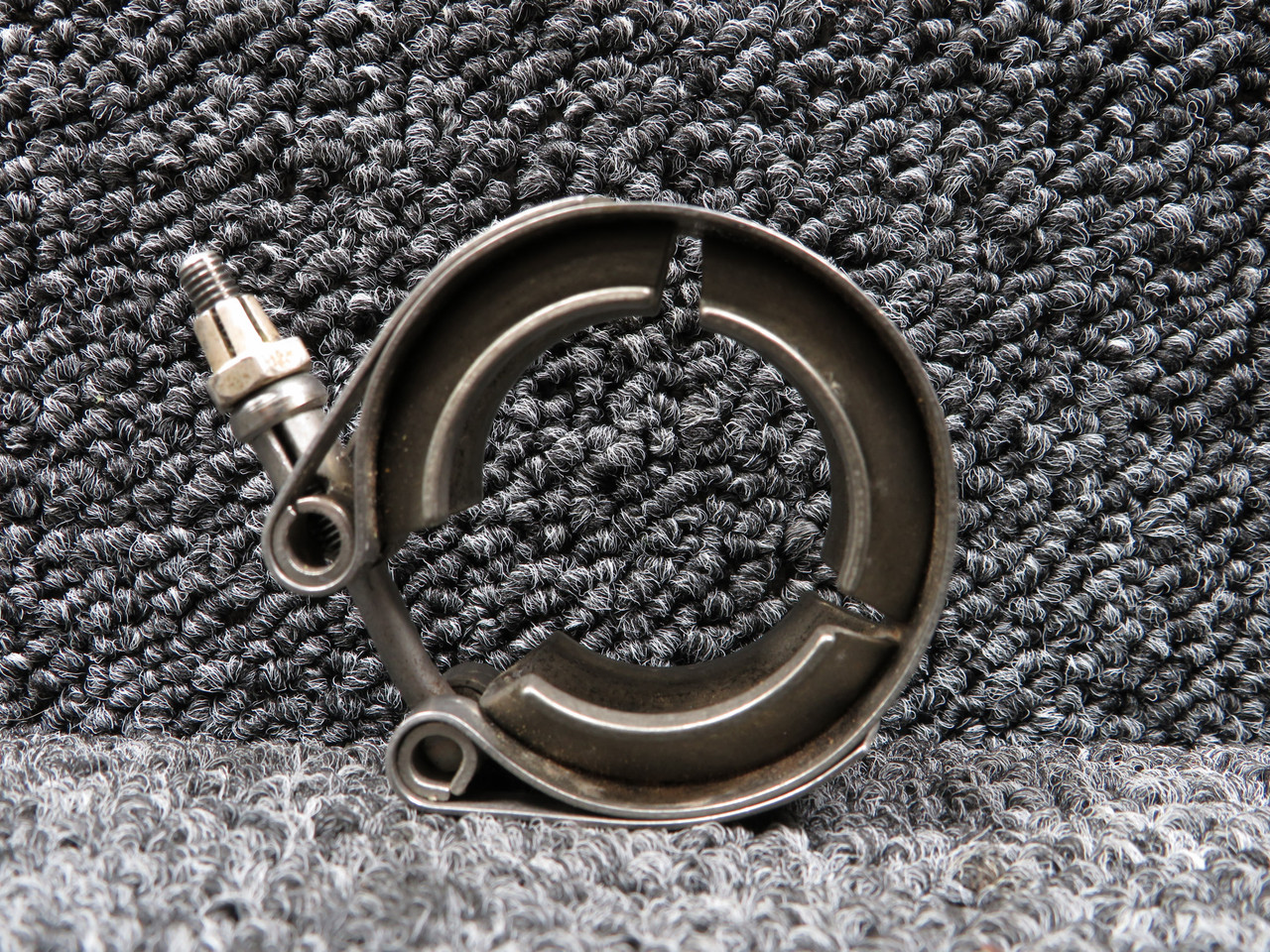 18276A100 Aeroquip Bleed Air Coupling Clamp