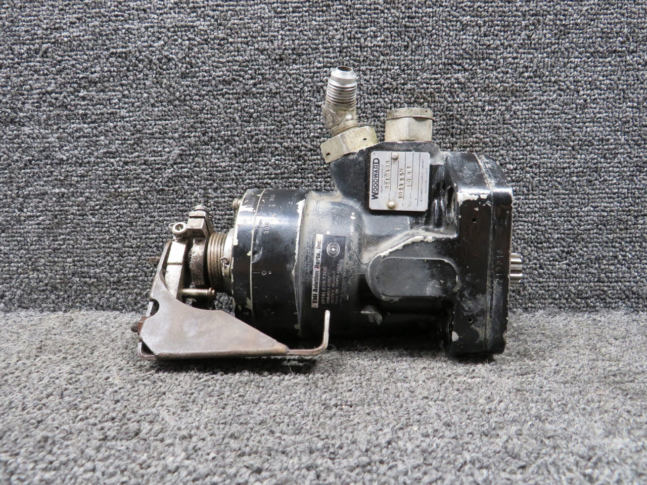B210438 Woodward Propeller Governor