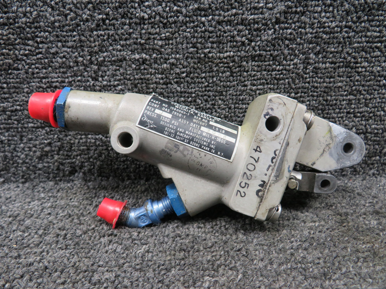 1580005-1 Ozone Emergency Landing Gear Hand Pump Actuator For Sale