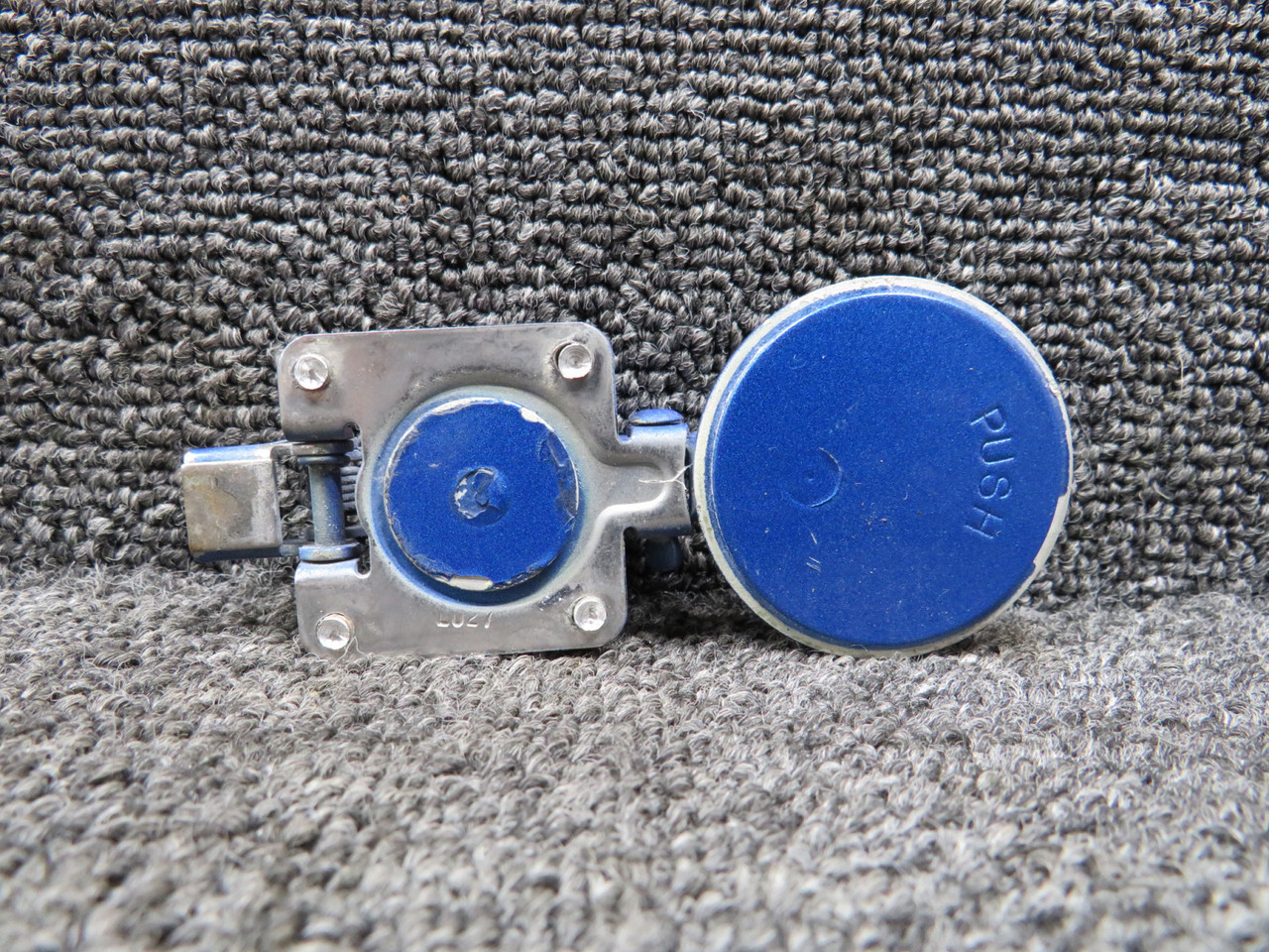 H605S-050-A150 Hartwell Missile Air Latch (Colored) For Sale