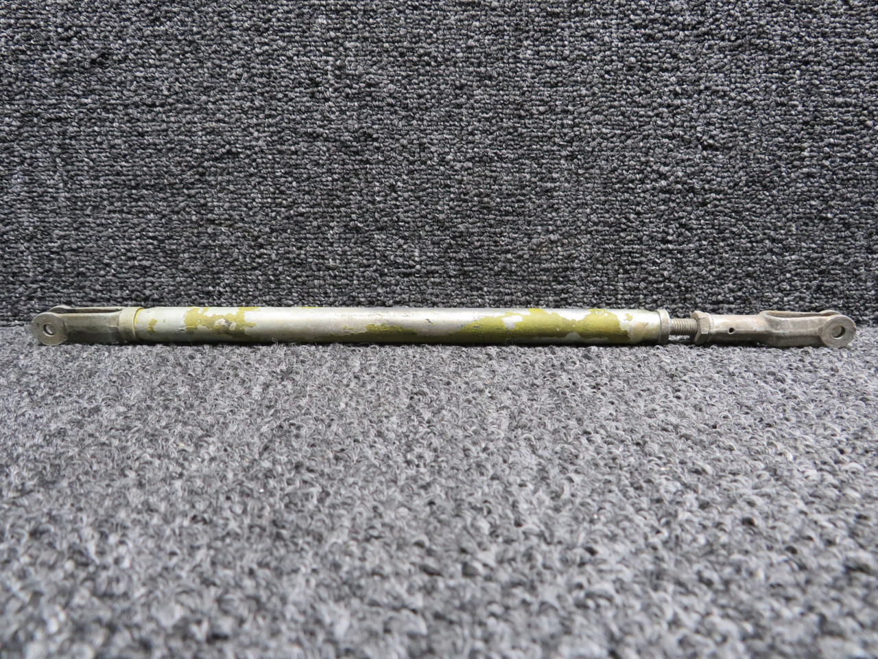 ウースープ ページ NAS359-84-980 Cessna 421C Cabin Door Locking Tube