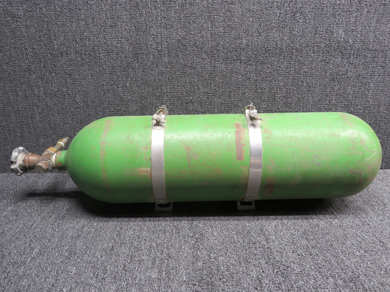 ICC3AA1800, C166007-0102 Oxygen Bottle and Clamps