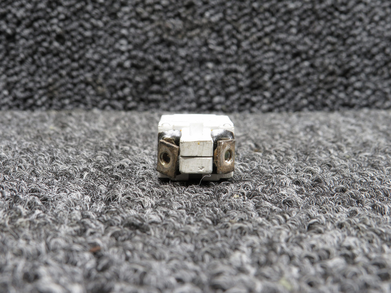 7277-2-10 Klixon Circuit Breaker (10A) For Sale
