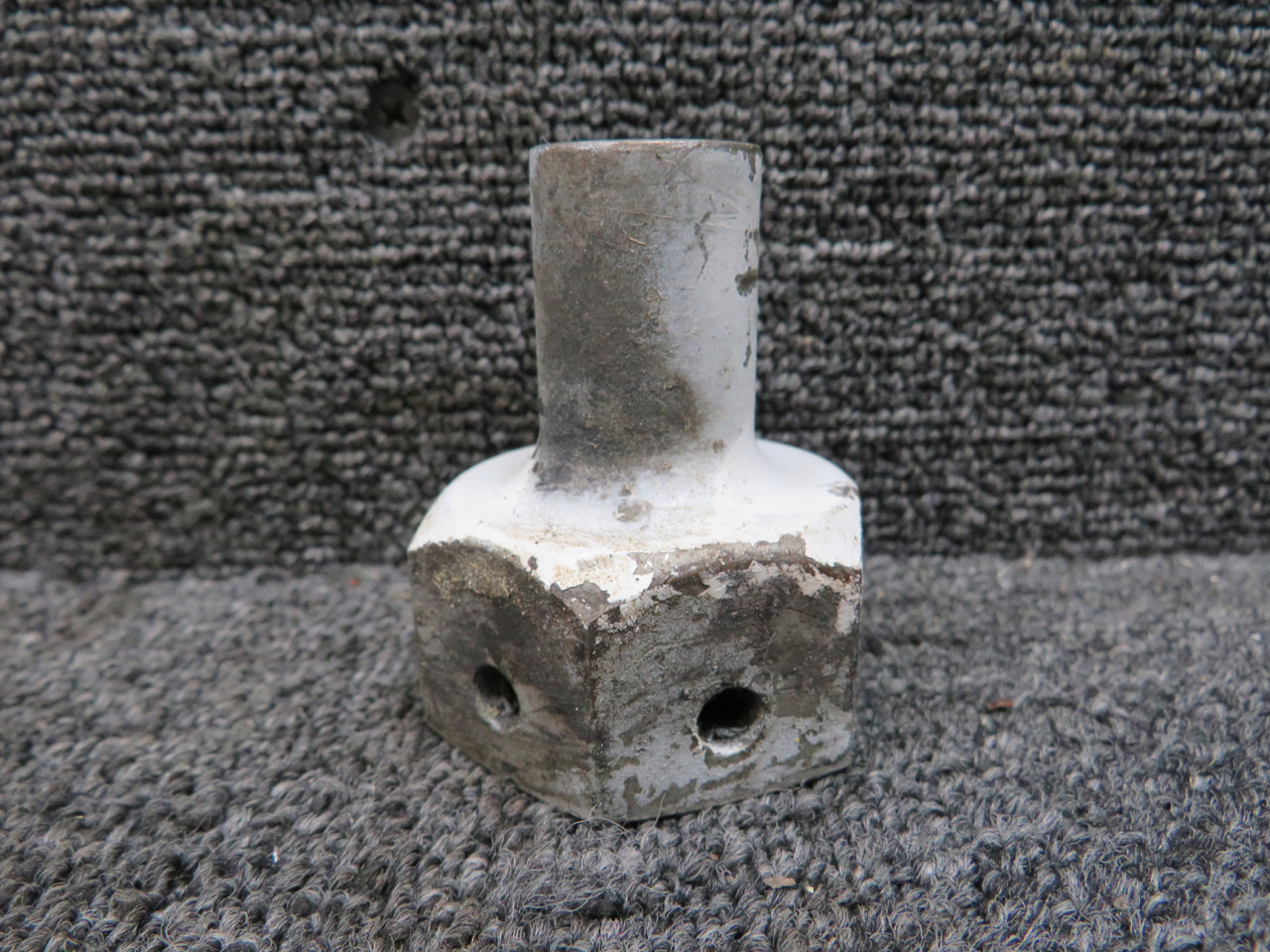 junesawページ 0741047-2 Cessna 182Q Main Landing Gear Fairing Axle Nut (Colored